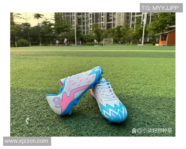 当足球巨星走上街头 球鞋成为彰显个性与时尚的新焦点 当足球巨星走上街头 球鞋成为彰显个性与时尚的新焦点