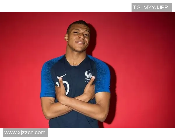 足球球星高清图片精选展现运动员魅力与技术风采